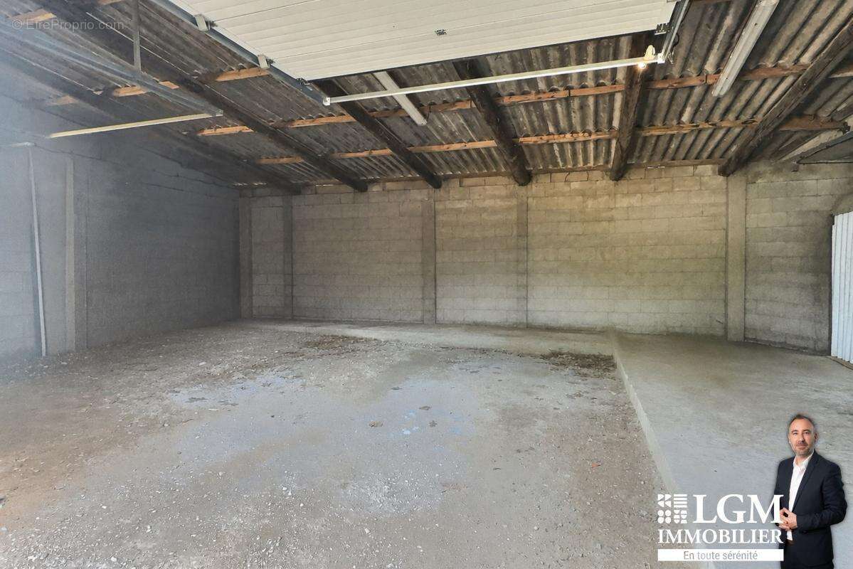 Propriété de 198 m2 sur 3,3 hectares - photo 13