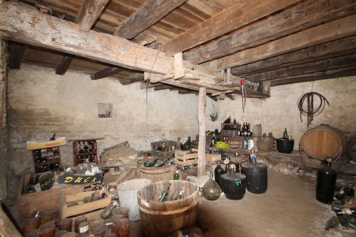 Maison à MARCILLAC-LANVILLE