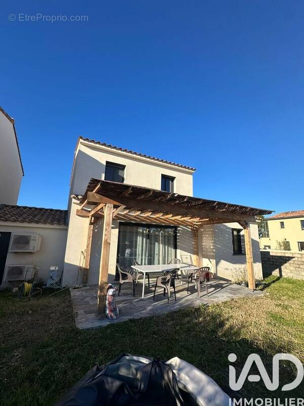 Photo 1 - Maison à UZES