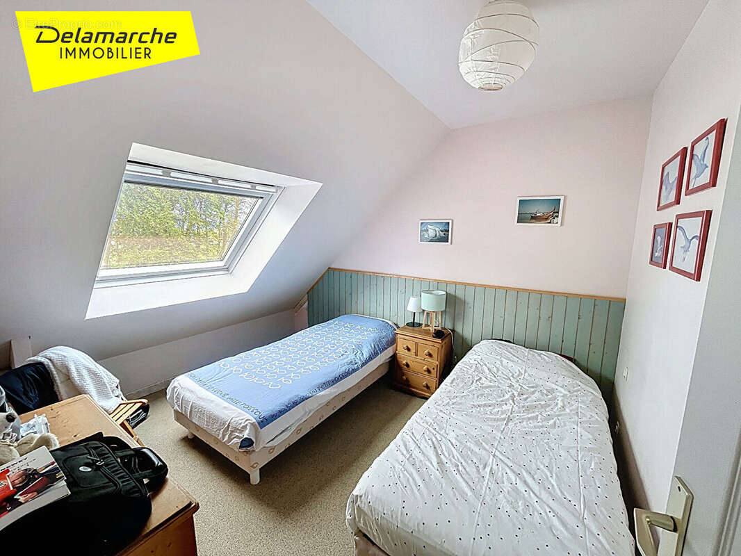 Maison à DONVILLE-LES-BAINS