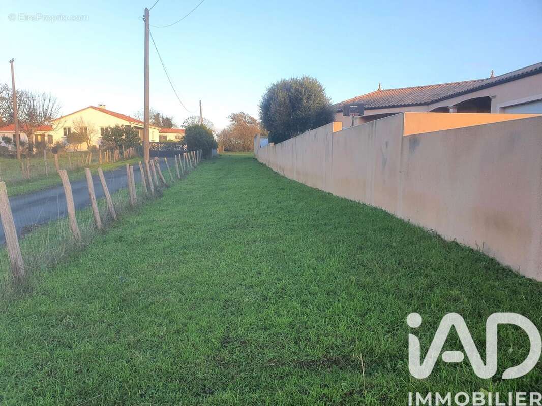 Photo 7 - Terrain à LE CHAMP-SAINT-PERE