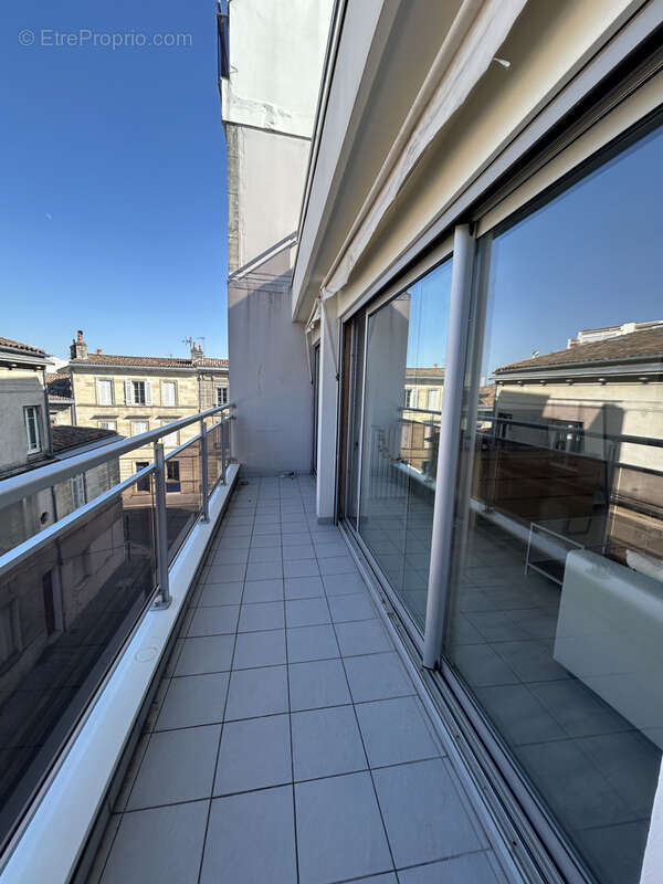 Appartement à BORDEAUX