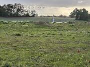 Terrain à RUELLE-SUR-TOUVRE