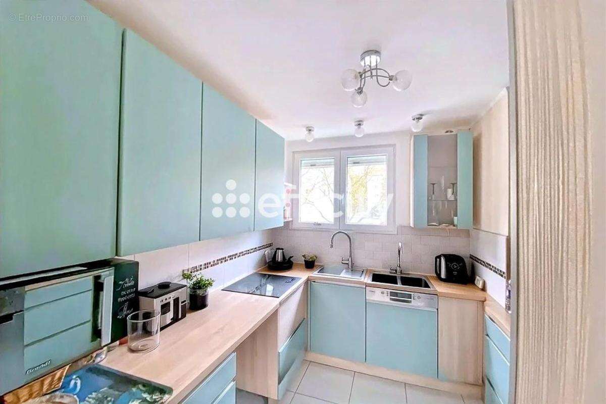Appartement à LYON-9E