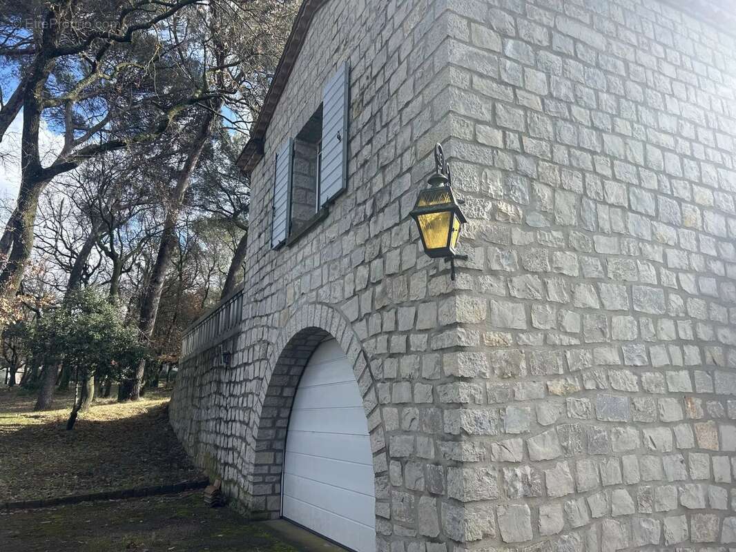 Maison à UZES