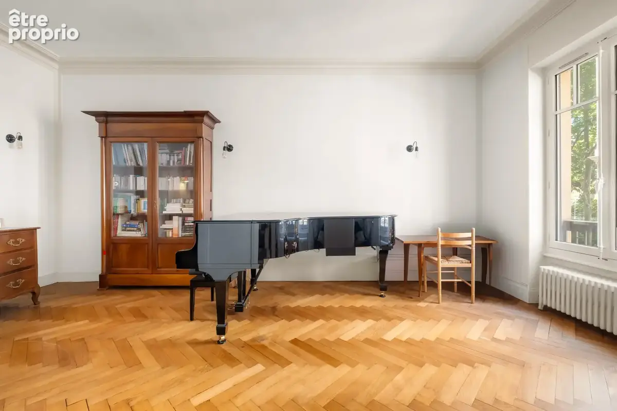 Appartement de 109 m2, place d'Helvétie - photo 6