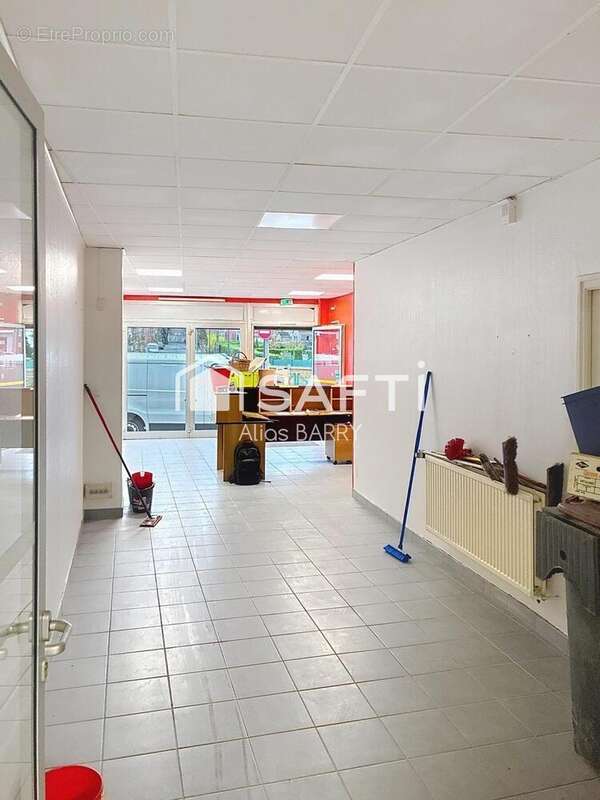 Photo 4 - Commerce à LENS