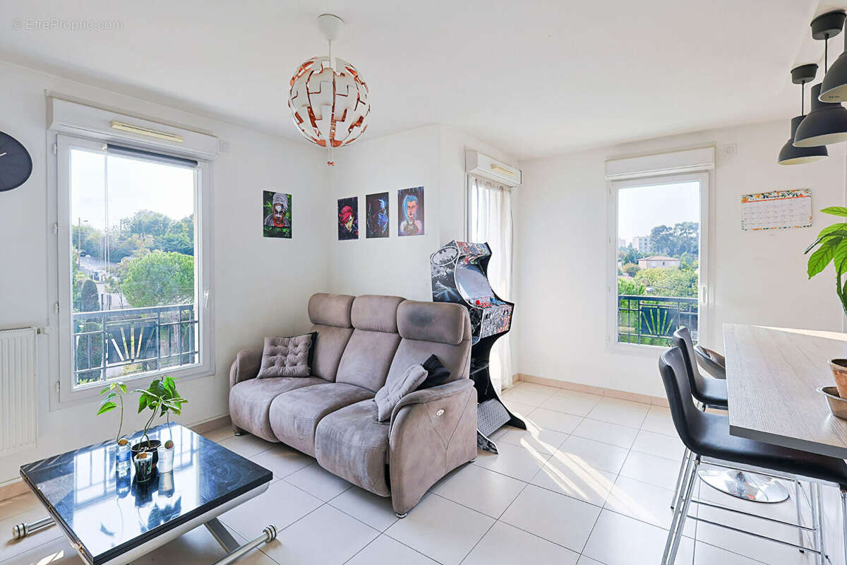 Appartement à MARSEILLE-13E