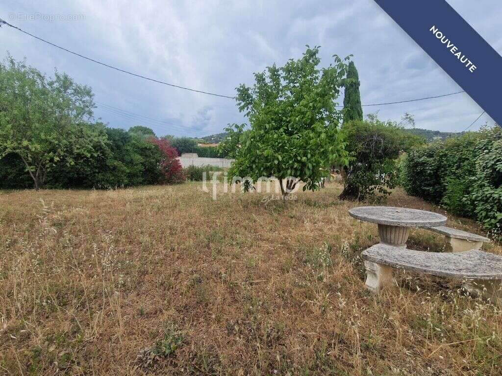 Maison individuelle T6 avec garage et terrain - photo 7