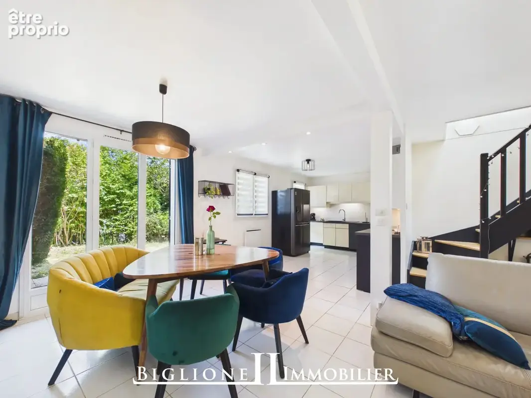 Maison 101 m² à Coubron  - photo 6
