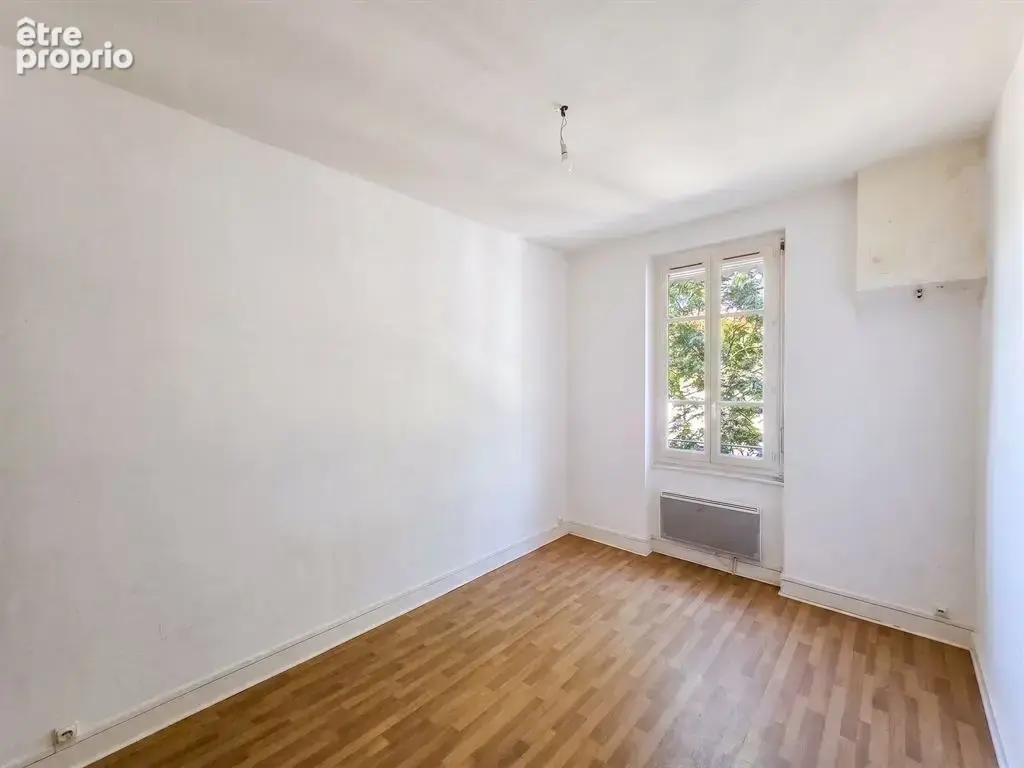 Vénissieux – immeuble de rapport à fort potentiel - photo 3