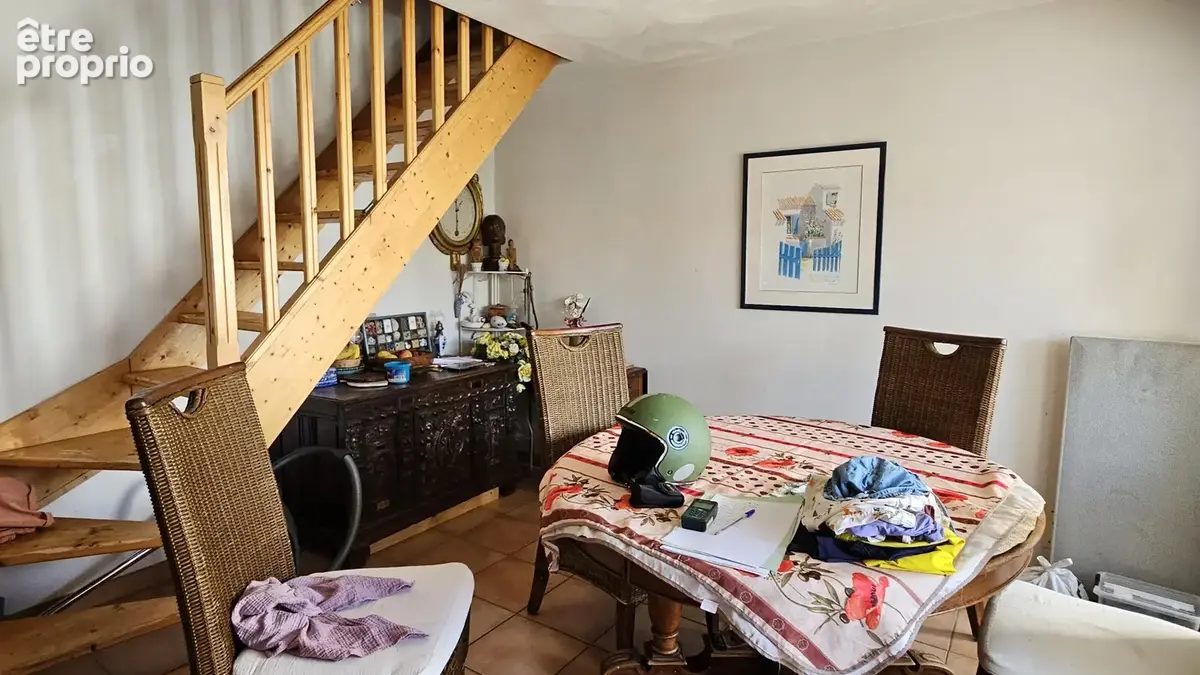 Maison familiale en très bon état en plein centre de l'Epine et à 500 mètres de la plage Saint-Jean. - photo 7