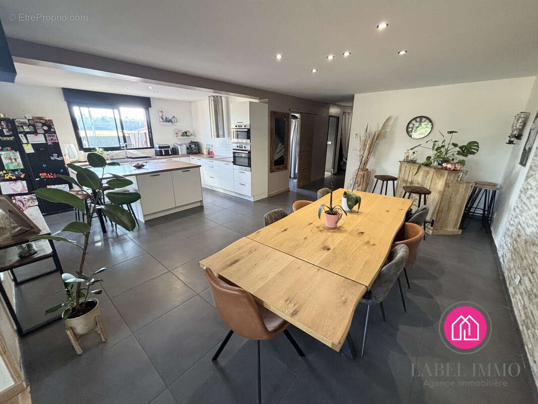 Maison 155 m² à Wallers  - photo 3