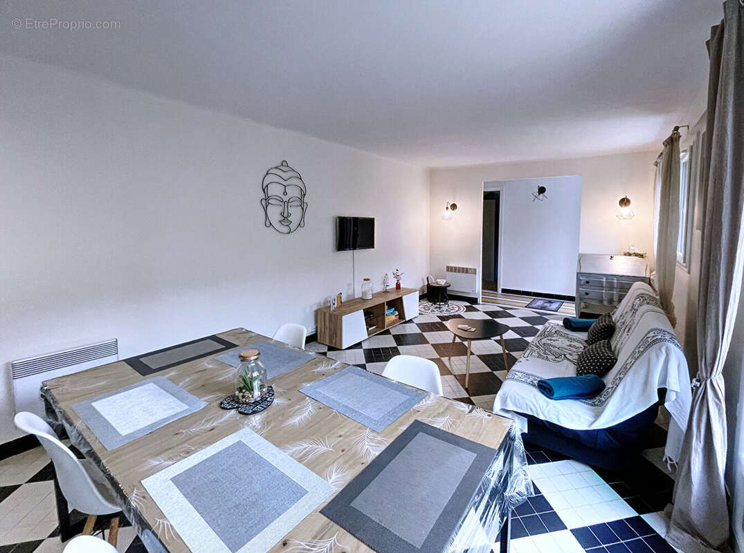 Maison à LAVIOLLE