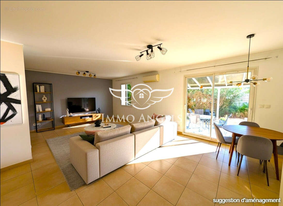 Maison à SAINT-GILLES