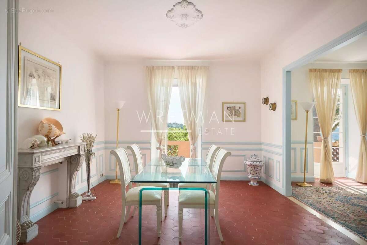 Appartement à VILLEFRANCHE-SUR-MER