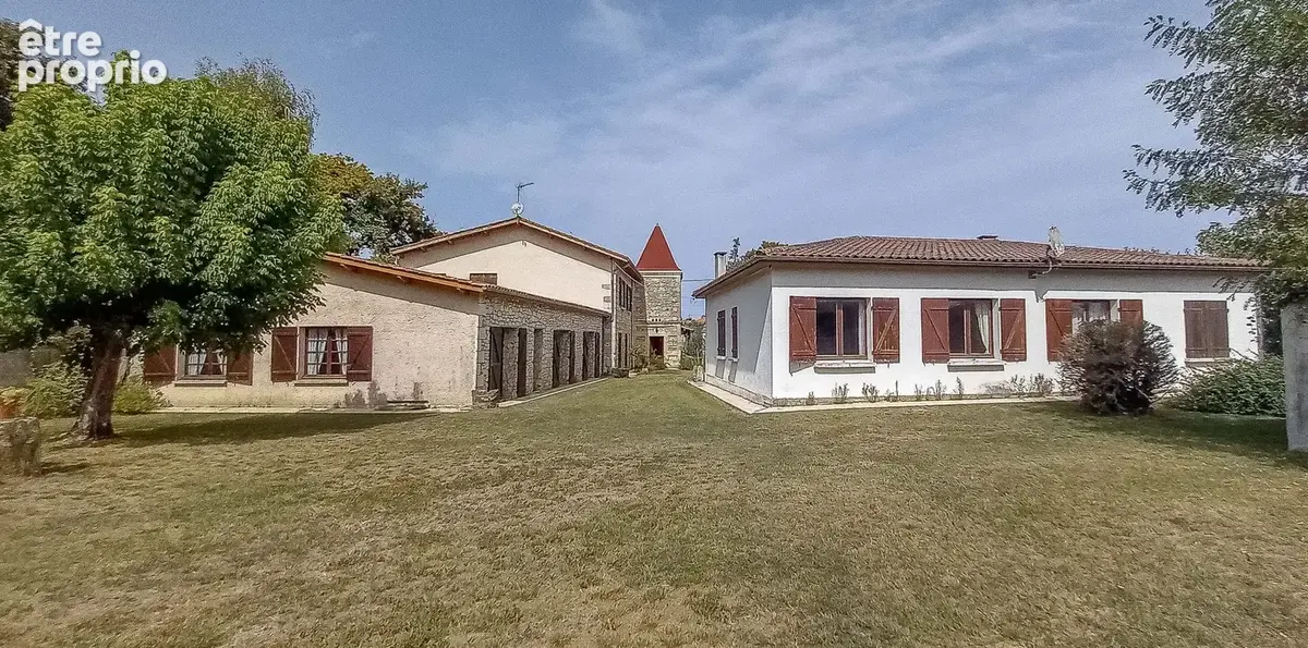 Maison 320 m² à Vensac  - photo 6