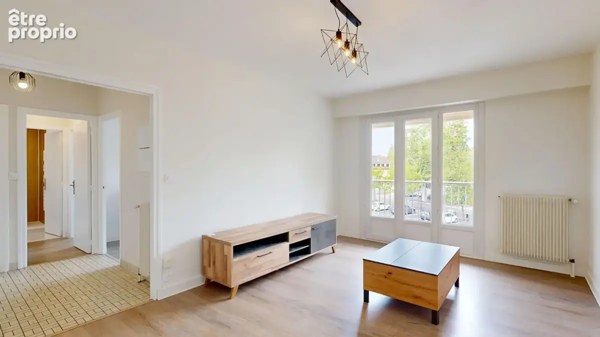 Appartement à MOULINS