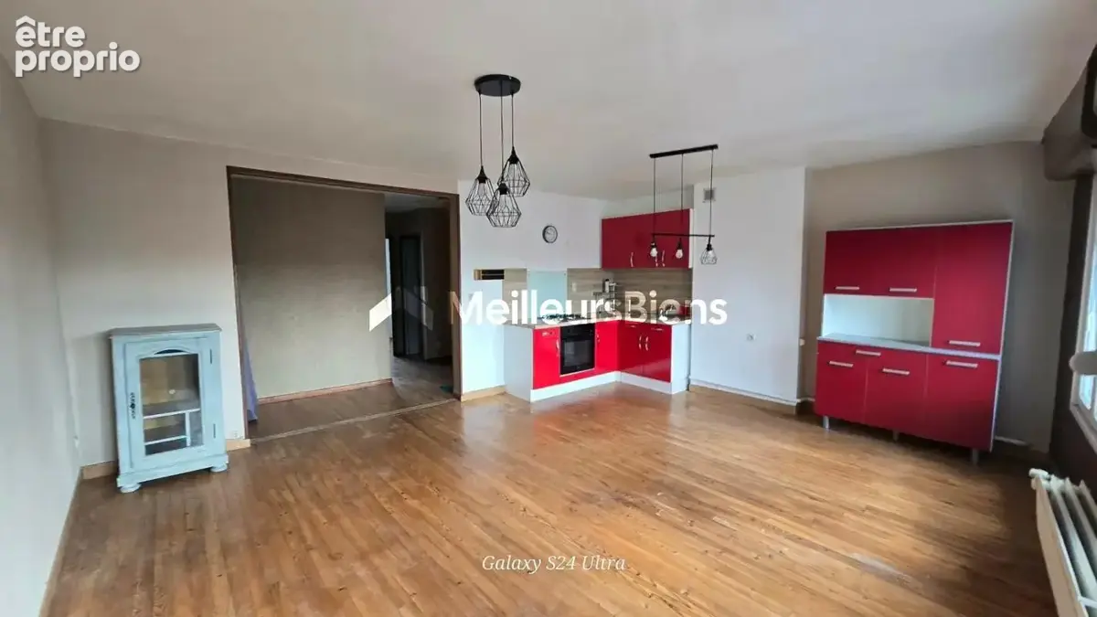 Investissement à Landrecies : immeuble 240 m², 6 chambres, 15 pièces - photo 17