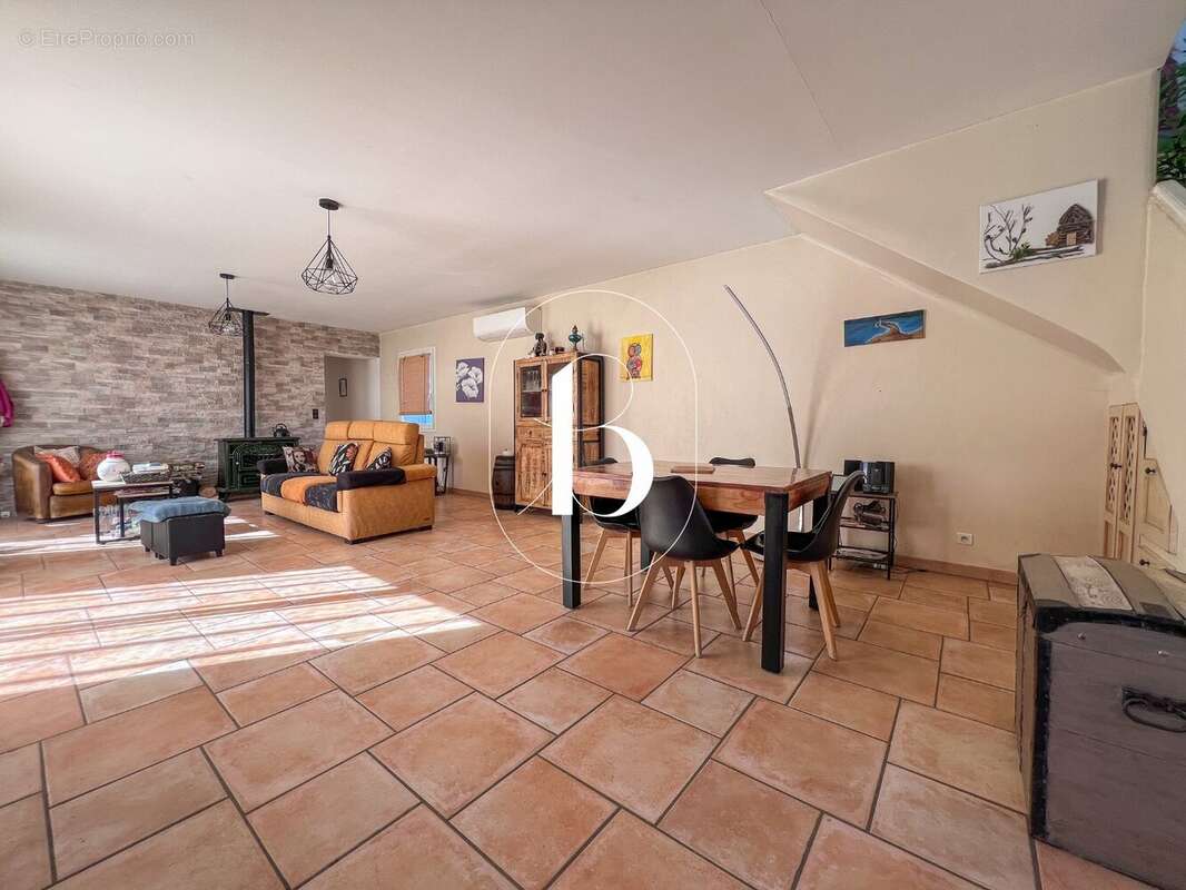 Maison à SALAZAC