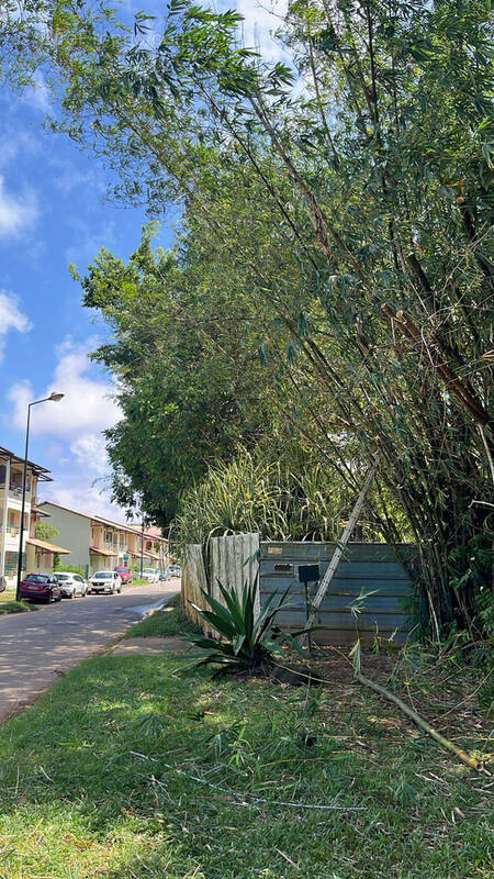 Terrain à REMIRE-MONTJOLY