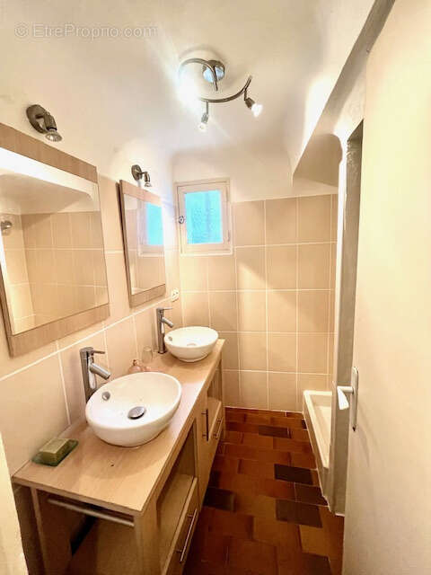 Maison à ROUSSILLON