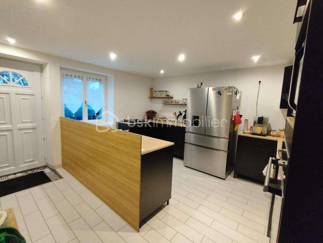 Maison à CHATEAUNEUF-SUR-SARTHE