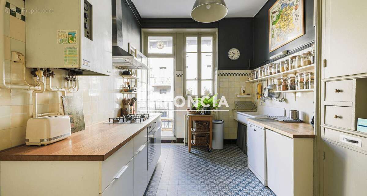 Superbe T5 Balcons PROCHE GARE - photo 12