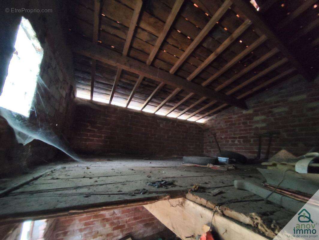 Appartement à SAINT-JUNIEN