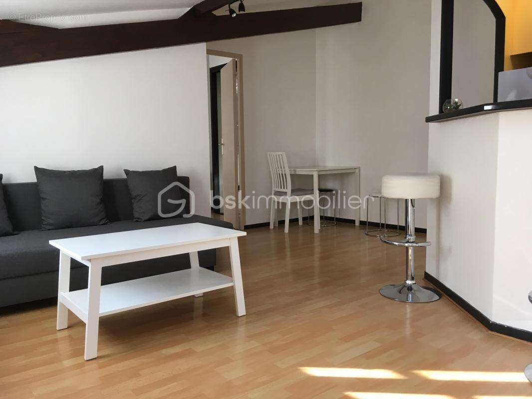 Appartement à CORBEIL-ESSONNES