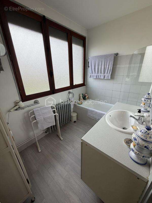 Appartement à CORBEIL-ESSONNES
