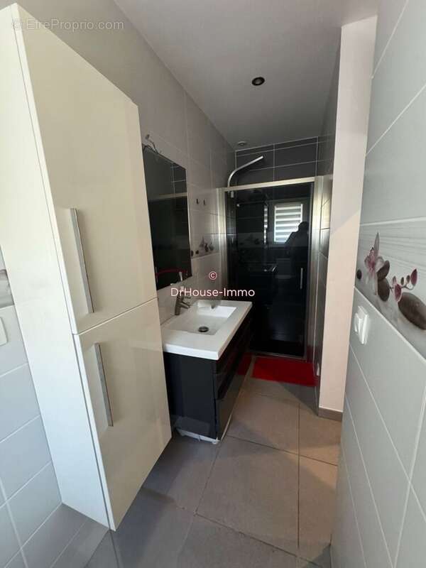 Maison 130 m² à Theza  - photo 3