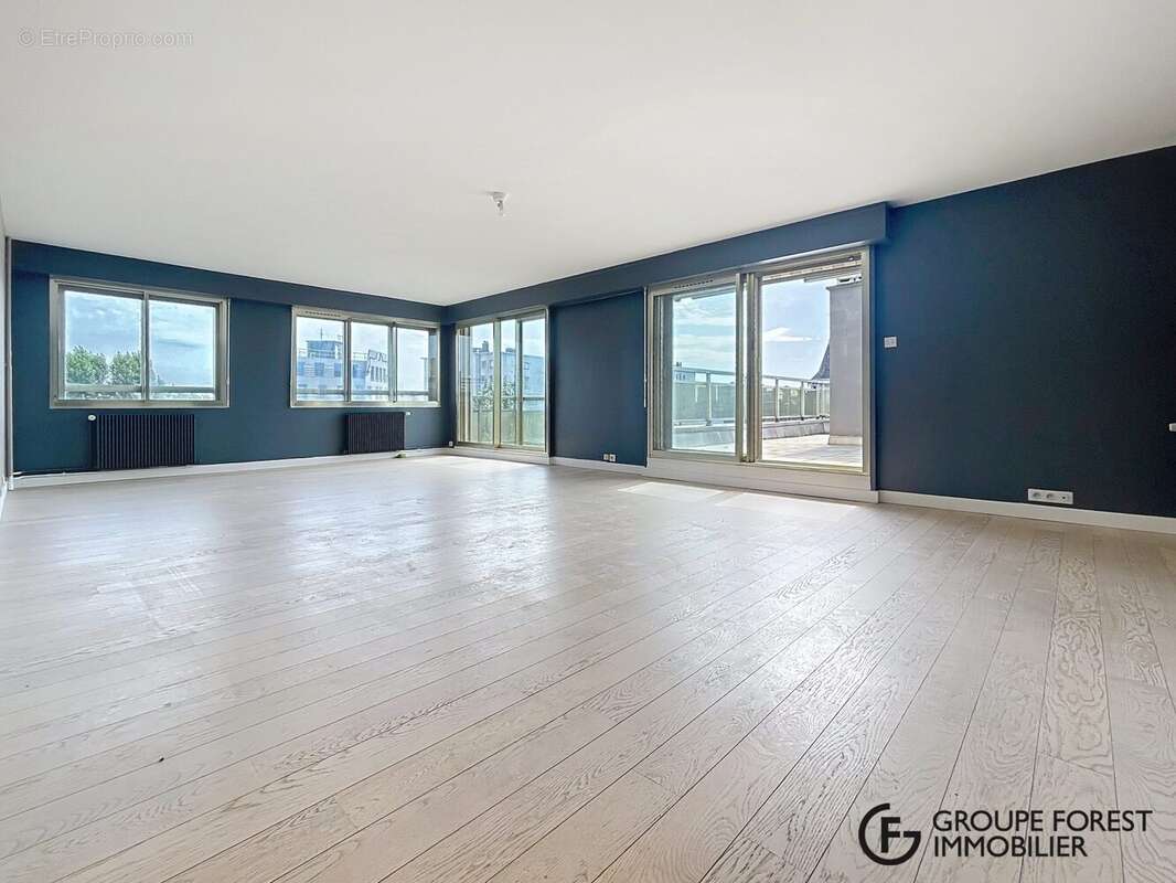 Appartement à LA MADELEINE