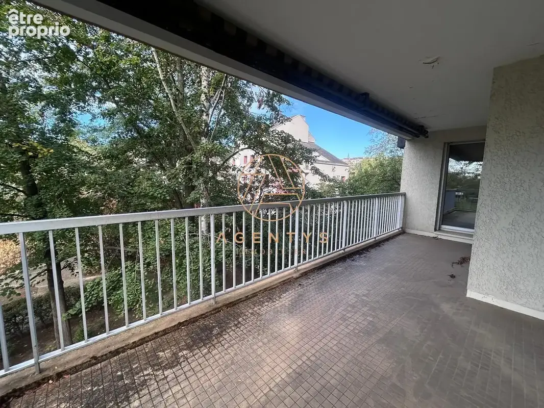 Appartement 4 pièces 85 m² à vendre à Nogent-Sur-Marne (94130) - photo 2