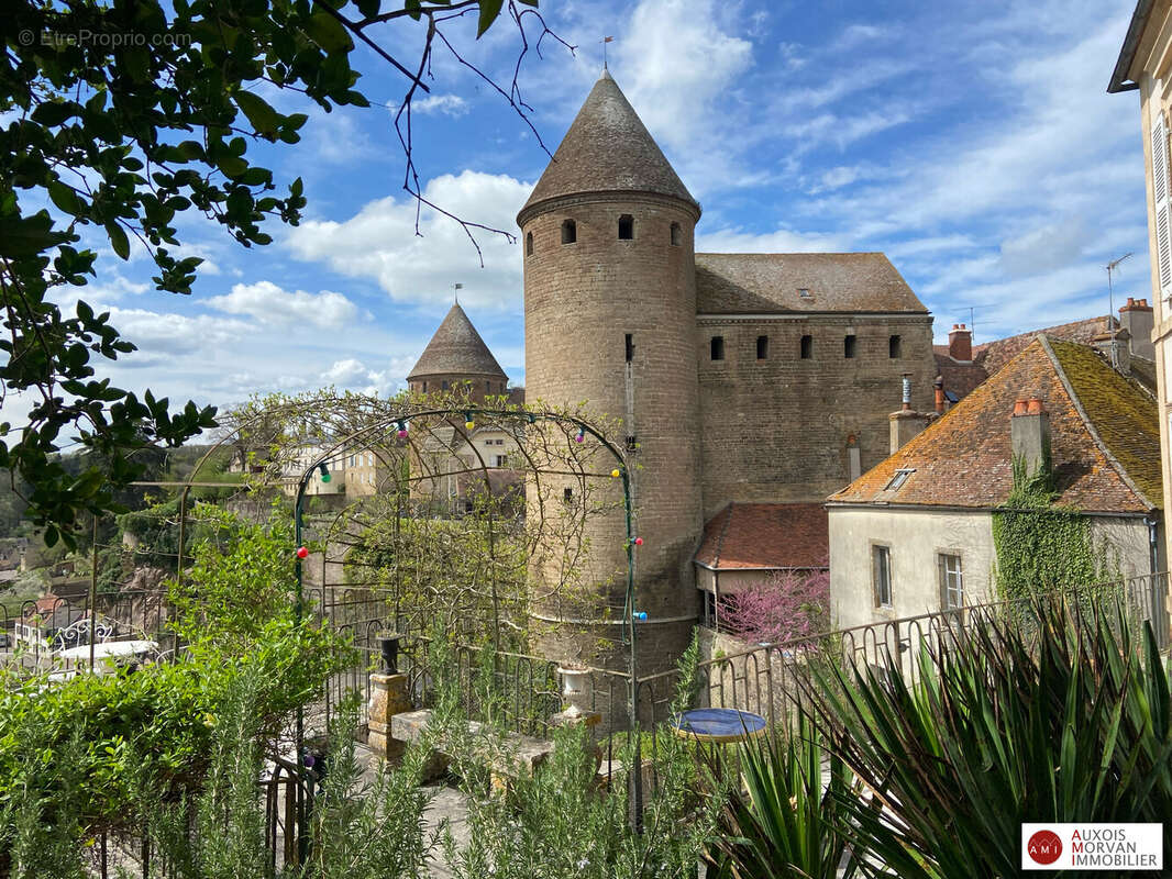 Maison à SEMUR-EN-AUXOIS