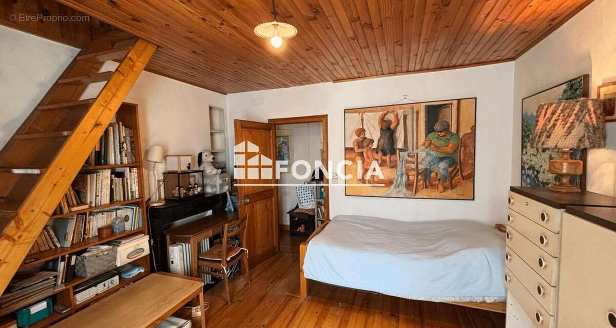 Maison à VILLENEUVE-SAINT-GEORGES