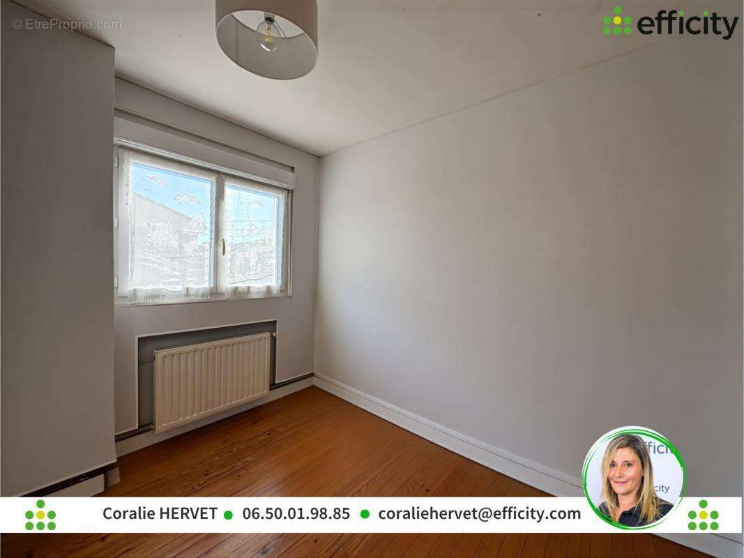 Maison à L&#039;ISLE-D&#039;ESPAGNAC