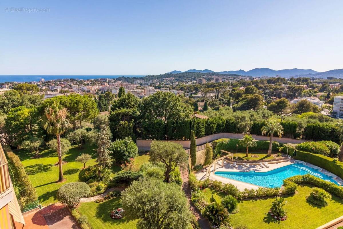 Appartement à CANNES