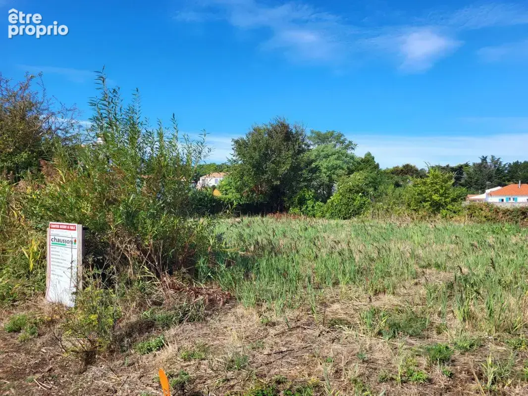 Terrain de 554m² - photo 2