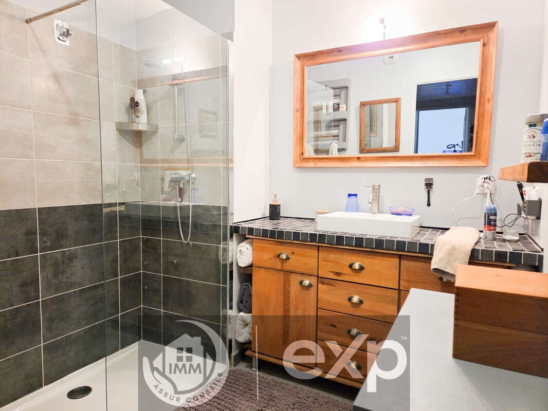 Appartement 53 m² à Venissieux  - photo 6