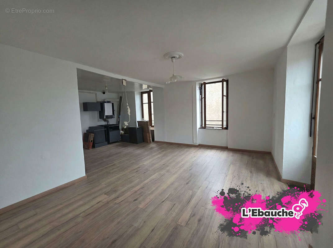 Appartement à LUXEUIL-LES-BAINS