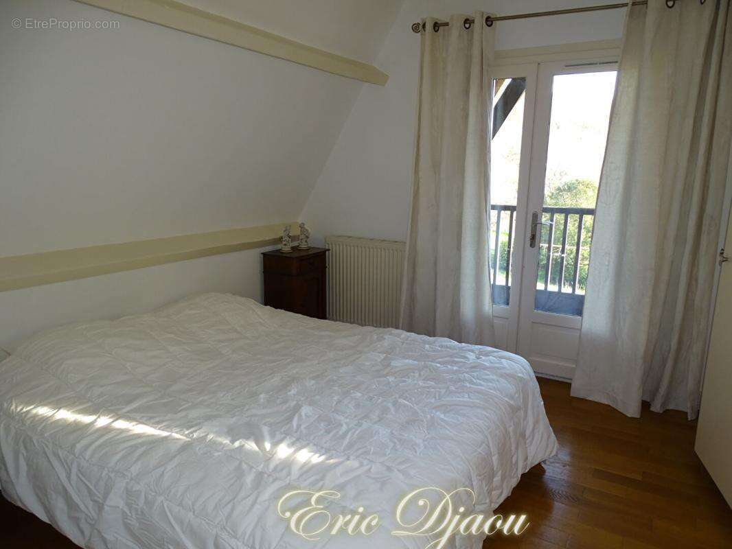Maison de pays Condat Sur Vezere 10 pièce(s) 236.05 m2 - photo 5