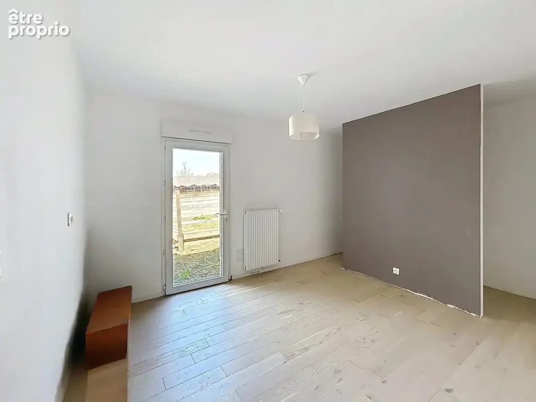 Maison 122 m² à Gorges  - photo 7