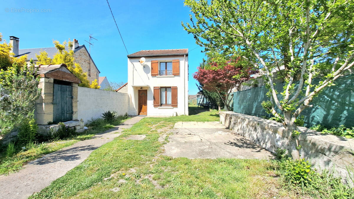Maison à BEAUMONT-SUR-OISE
