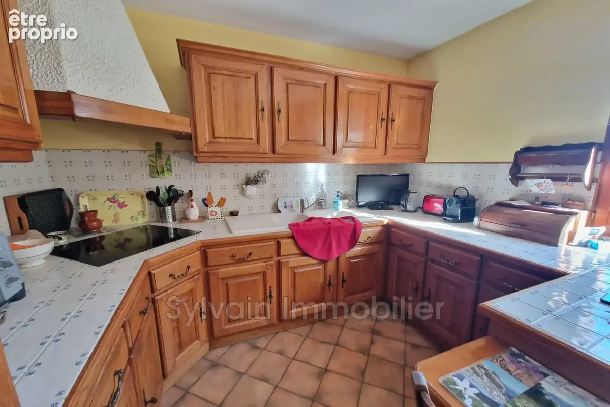 Maison 7 pièces 138 m² à vendre à Lachapelle-Aux-Pots (60650) - photo 6