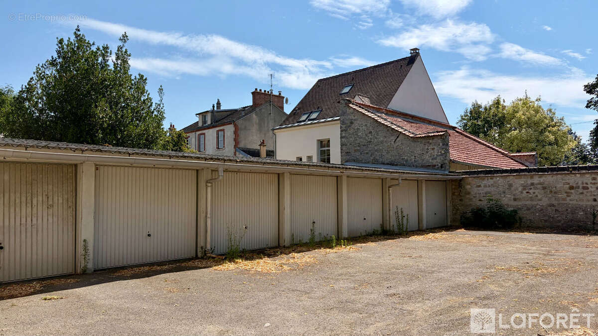 Appartement à FONTAINEBLEAU