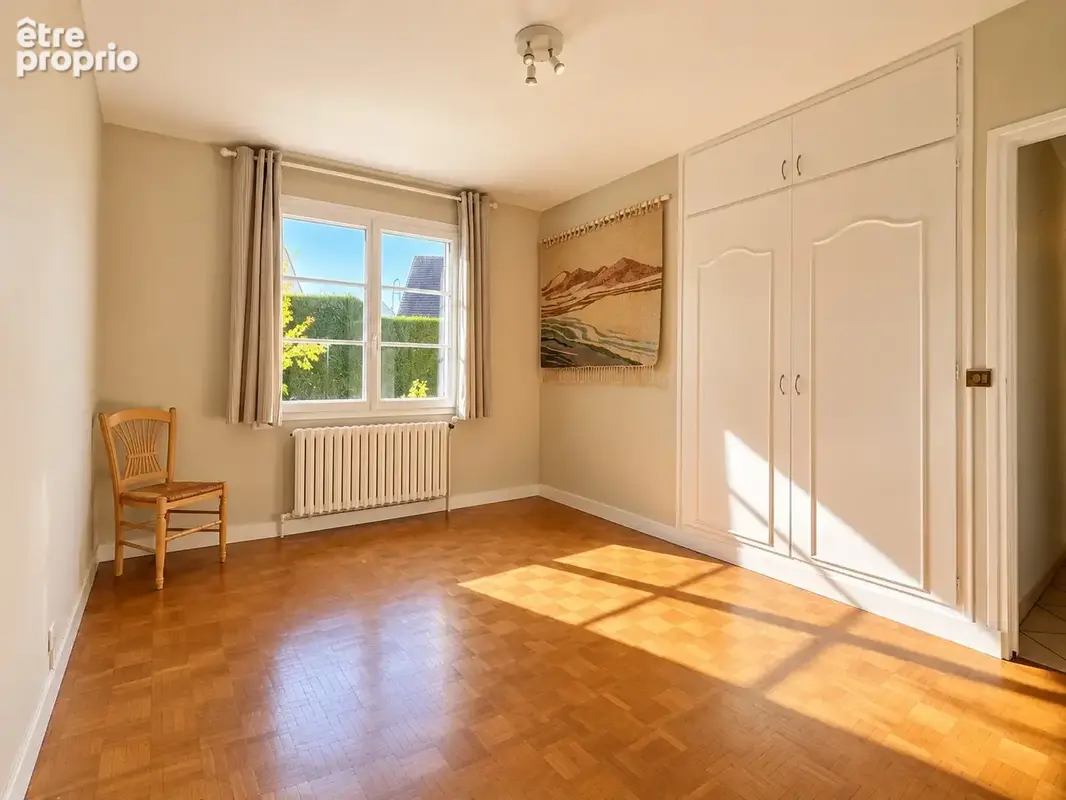 Maison indépendante Senlis - Beaux volumes, vie de plain-pied et jardin plein Sud - photo 11