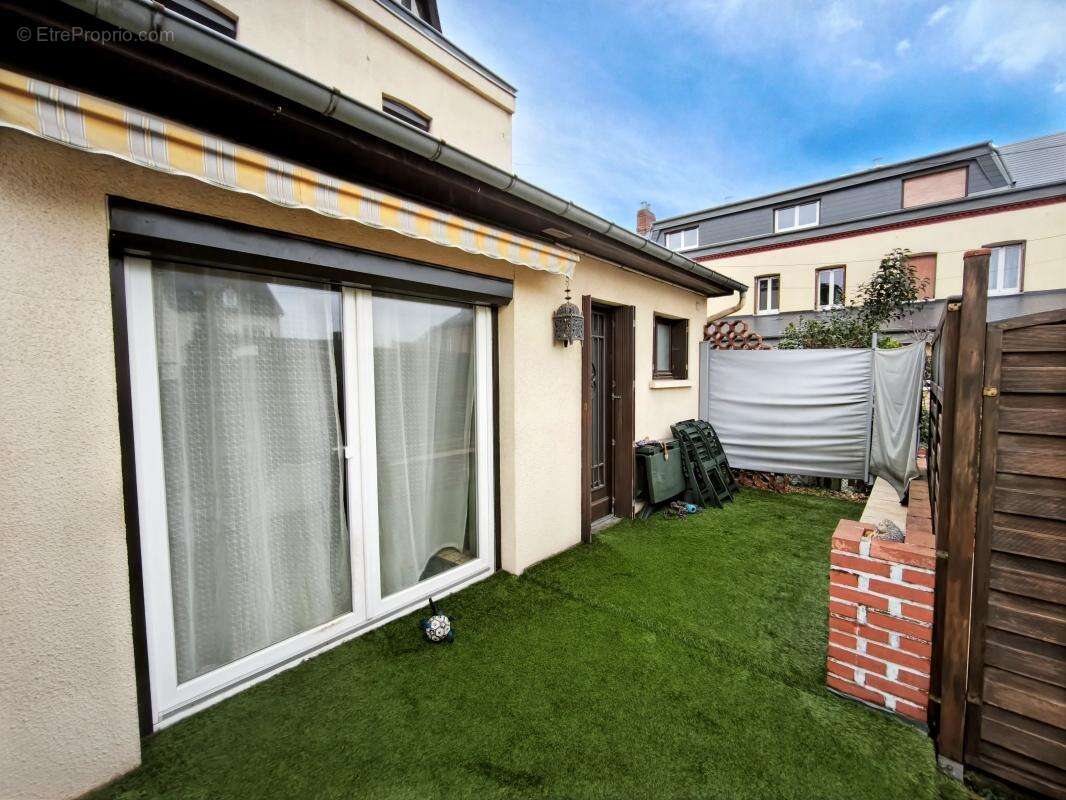 Maison à LE PETIT-QUEVILLY