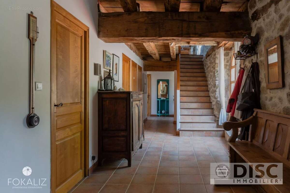 Maison à SAINT-ANDRE-DE-NAJAC