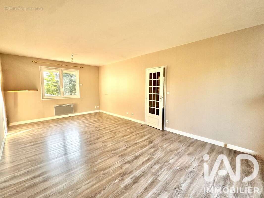 Maison 129 m² à Briare  - photo 2